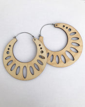 Load image into Gallery viewer, Wooden Geometric Hoop Earring